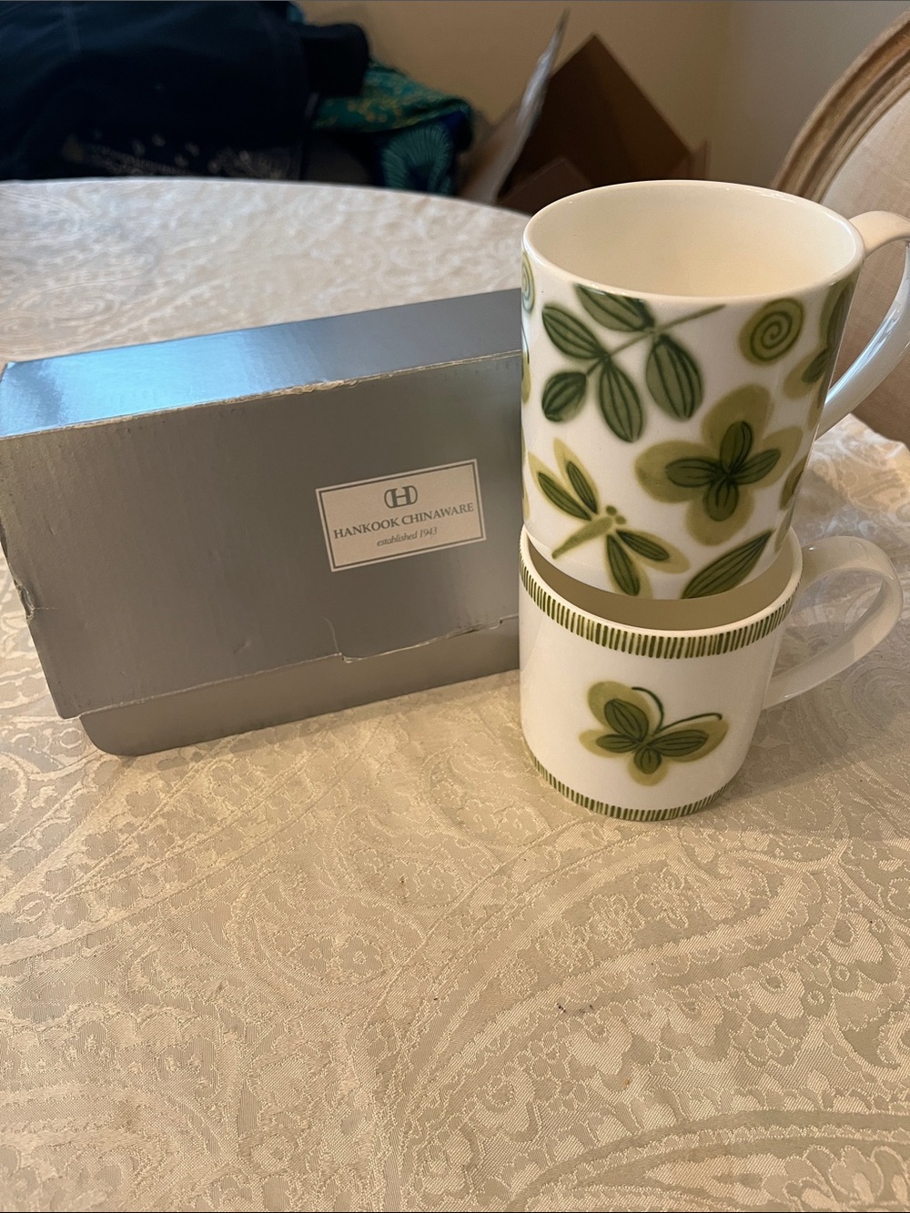 Hankook Chinaware Green Floral Porcelain Mug - Set of 2 NWT
